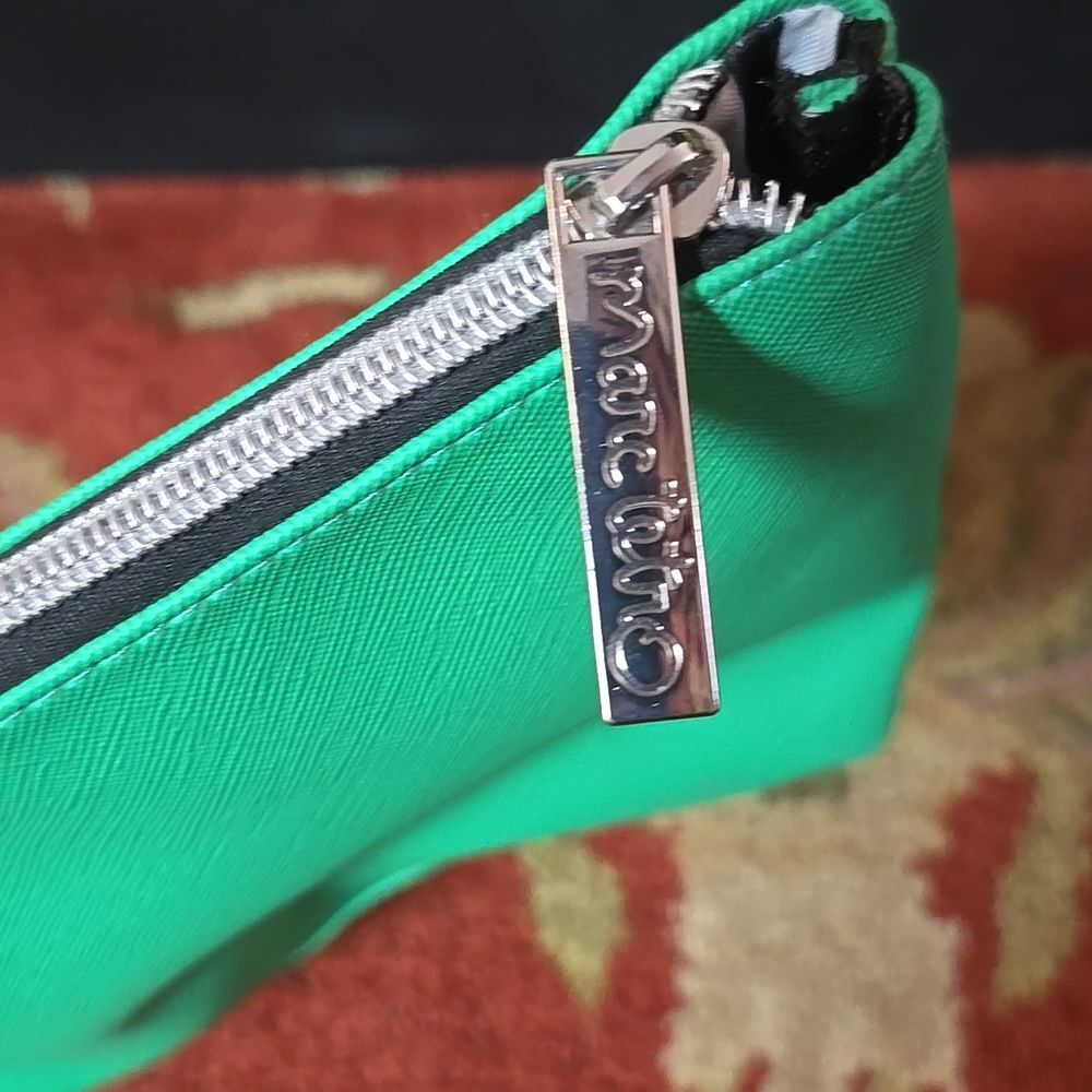 Marc Tetro Green Pouch Westie Dog and Yellow Daisy Flowers - Picture 3 of 5